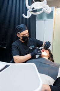Instalaciones y atención odontológica en AS Clínica Dental